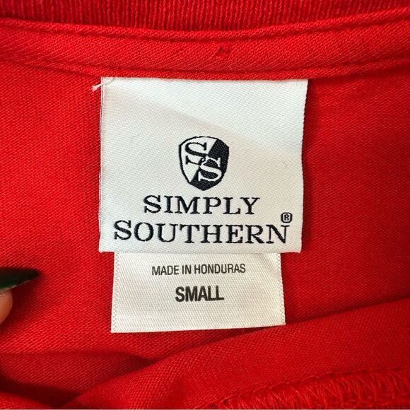 simply southern Red Santa Clause “believe” Long Sleeved T Shirt Size Small - Picture 6 of 17